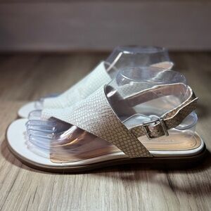 Vionic White Leather Slingback Sandals